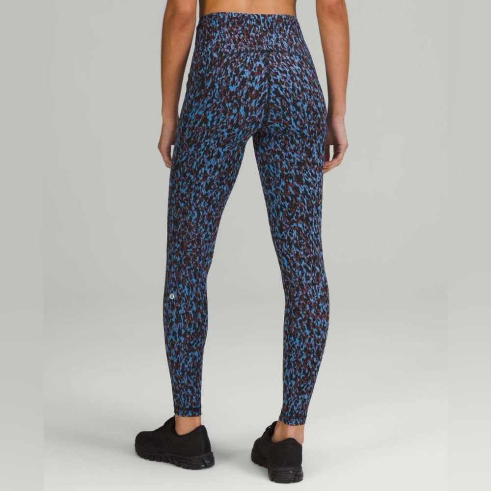 Lululemon Swift Speed High-Rise Tight 28" - Size 6